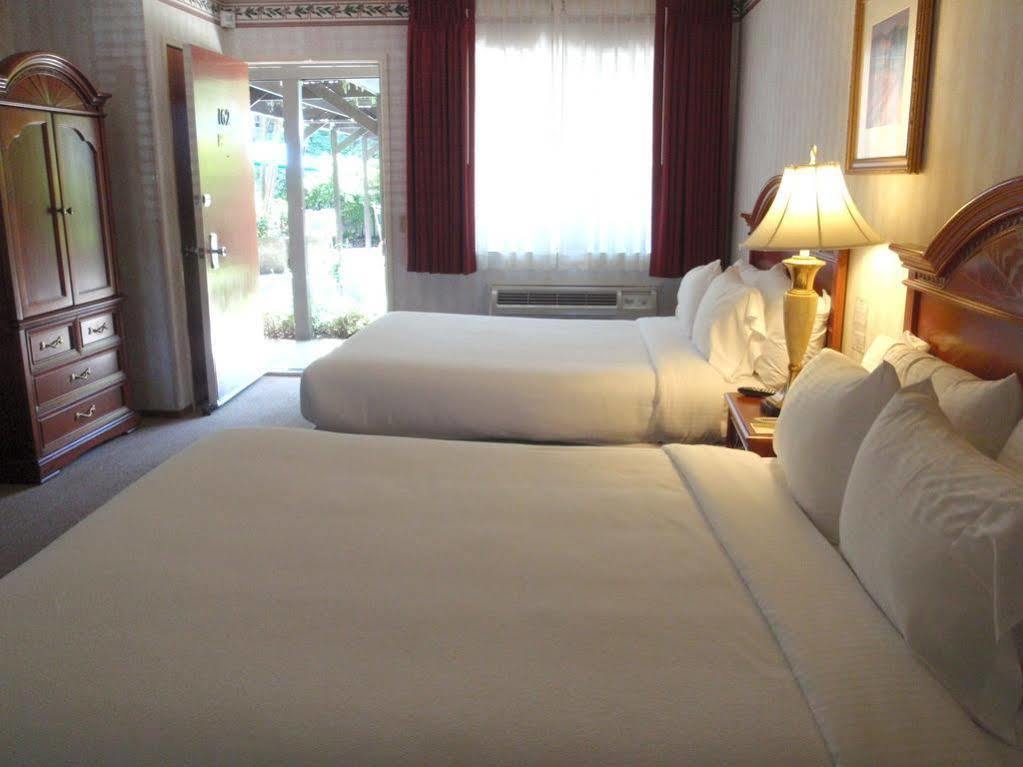 Roman Spa Resort Калистога Экстерьер фото